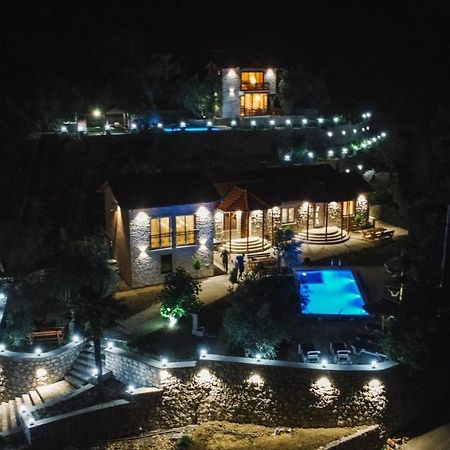 Rustic Villas Barlovic ウルツィニ エクステリア 写真