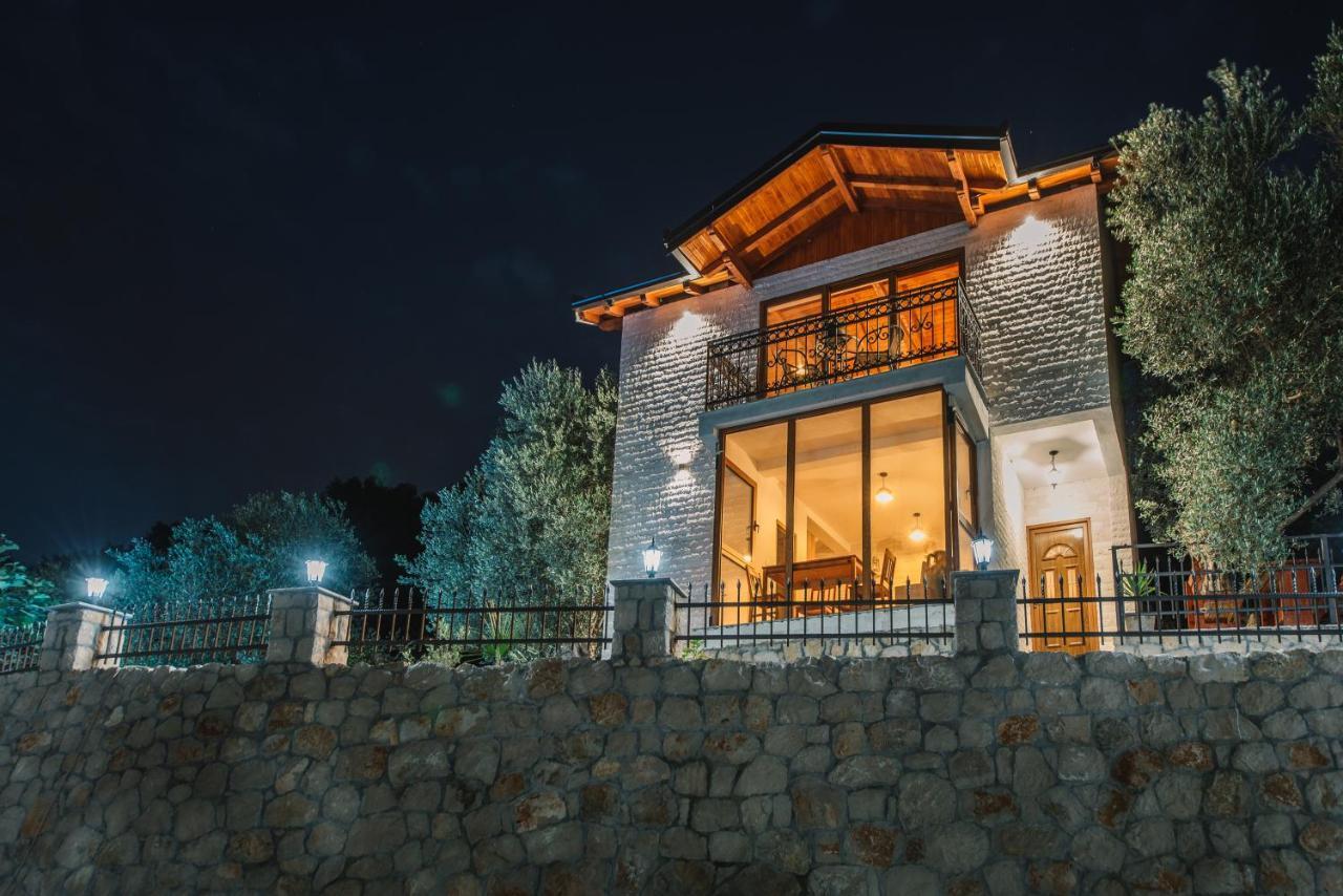 Rustic Villas Barlovic ウルツィニ エクステリア 写真