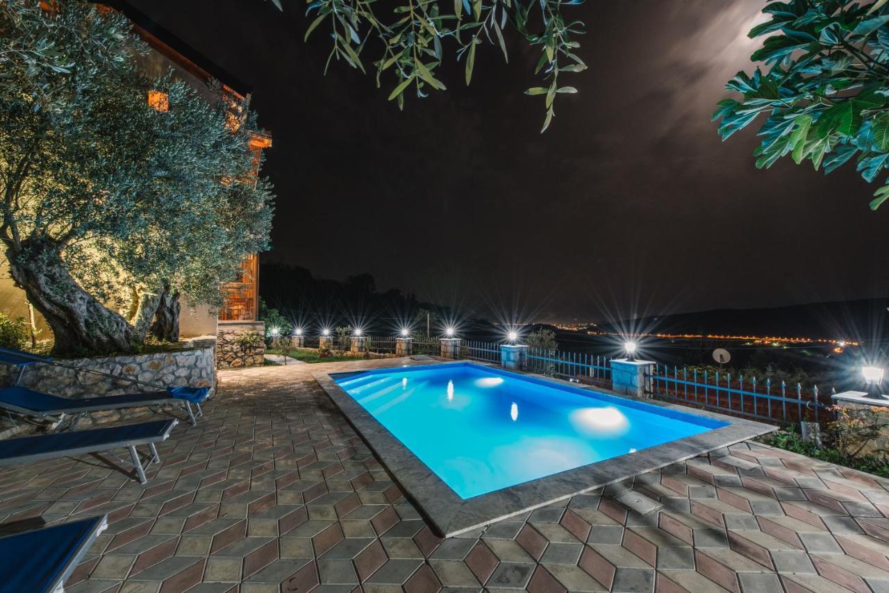 Rustic Villas Barlovic ウルツィニ エクステリア 写真