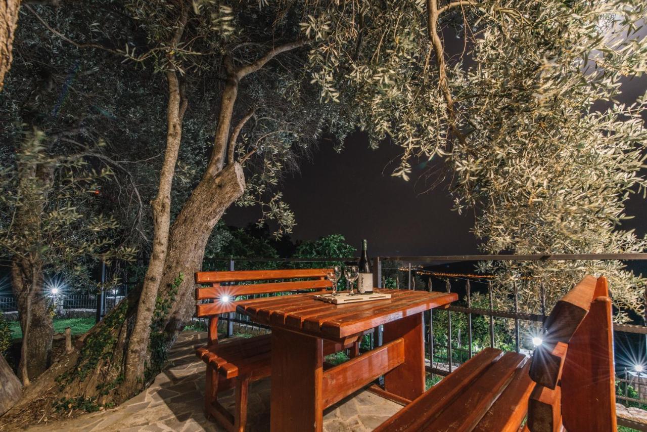 Rustic Villas Barlovic ウルツィニ エクステリア 写真