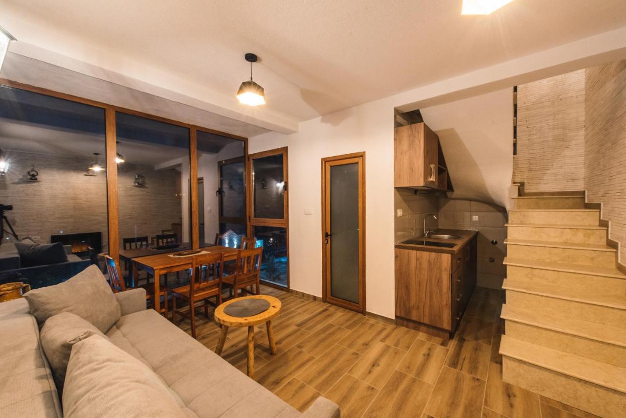 Rustic Villas Barlovic ウルツィニ エクステリア 写真