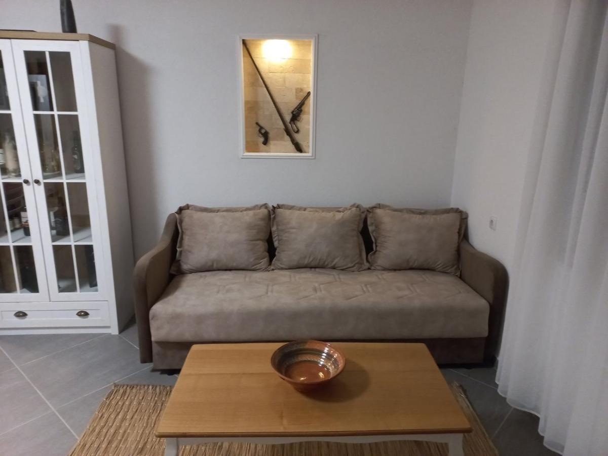 Rustic Villas Barlovic ウルツィニ エクステリア 写真