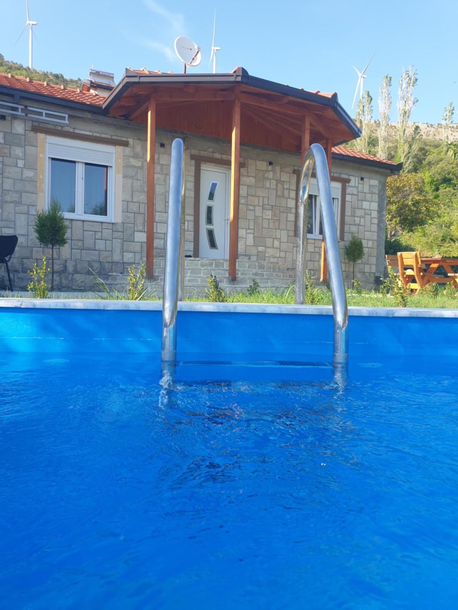 Rustic Villas Barlovic ウルツィニ エクステリア 写真