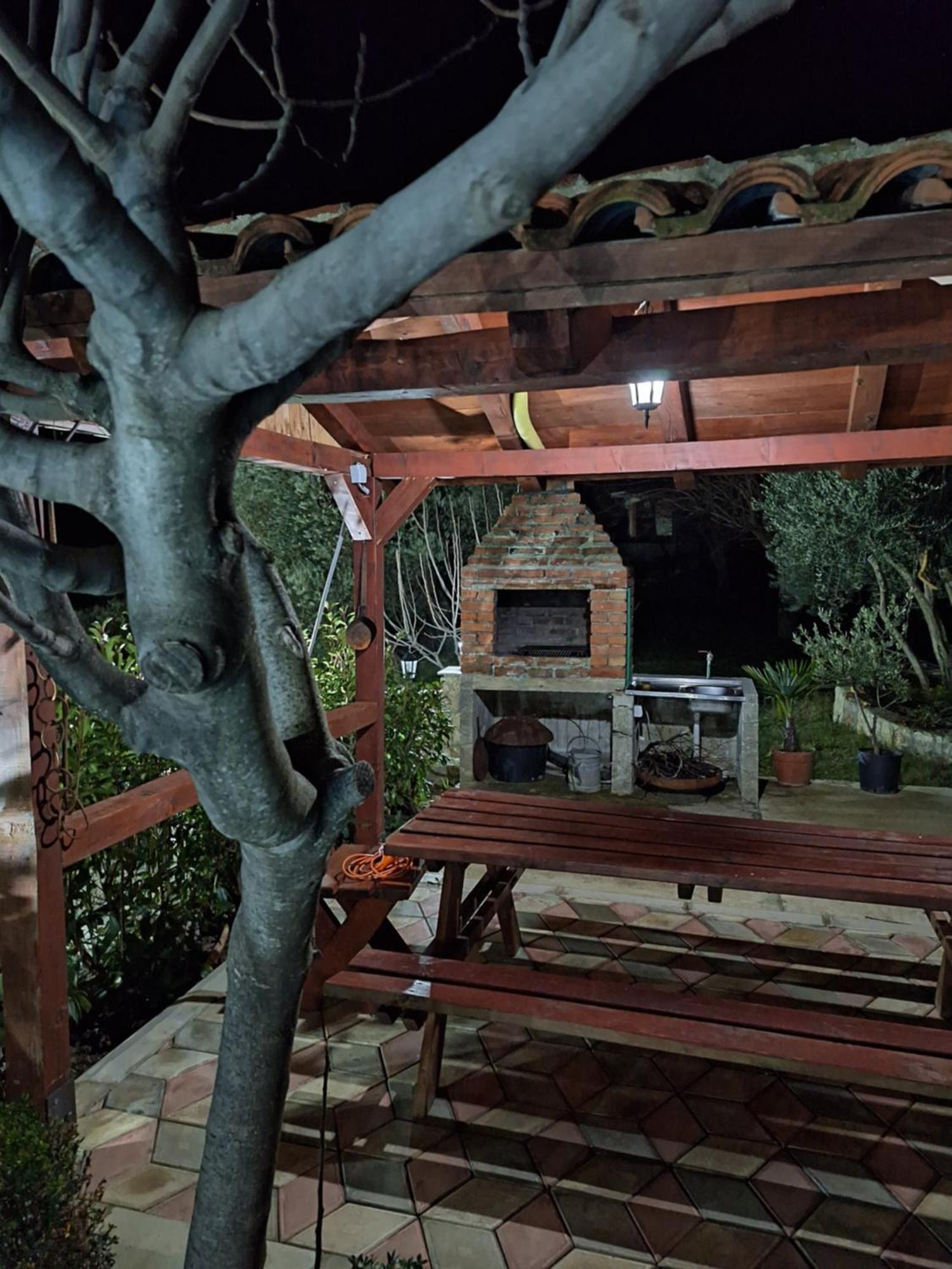 Rustic Villas Barlovic ウルツィニ エクステリア 写真