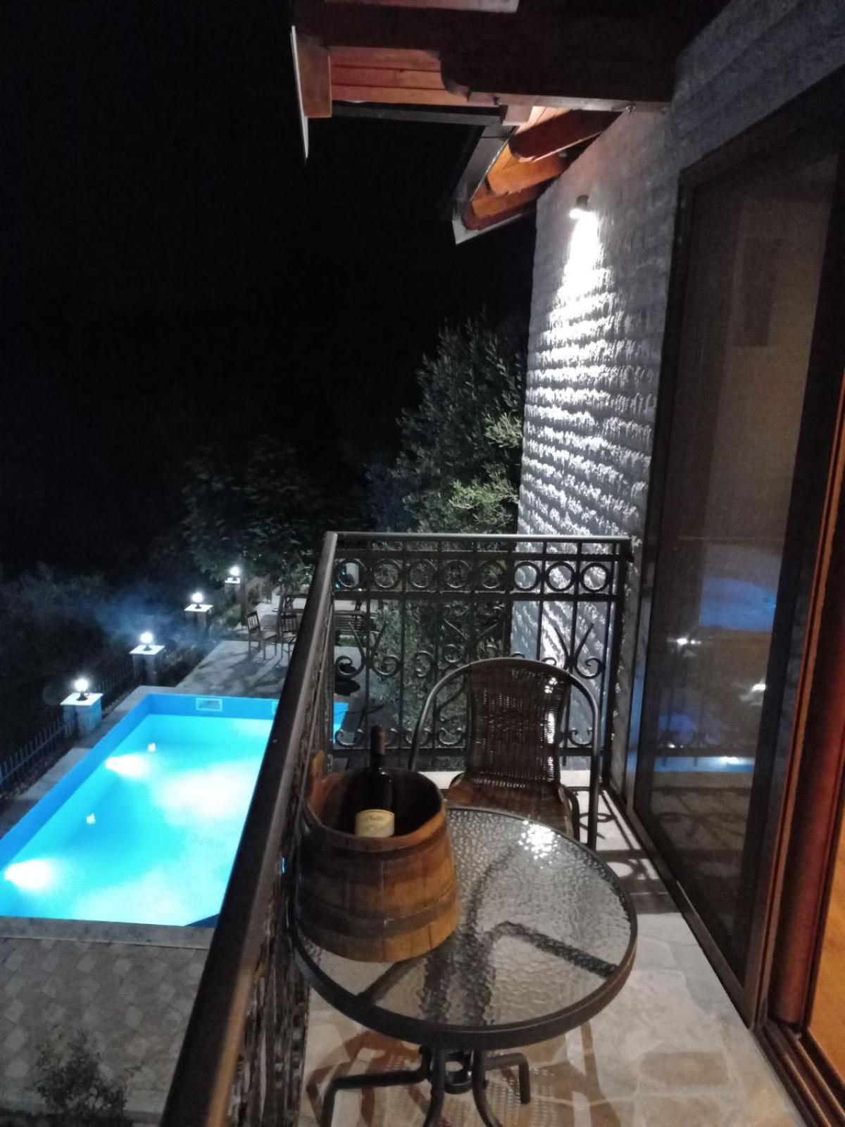 Rustic Villas Barlovic ウルツィニ エクステリア 写真