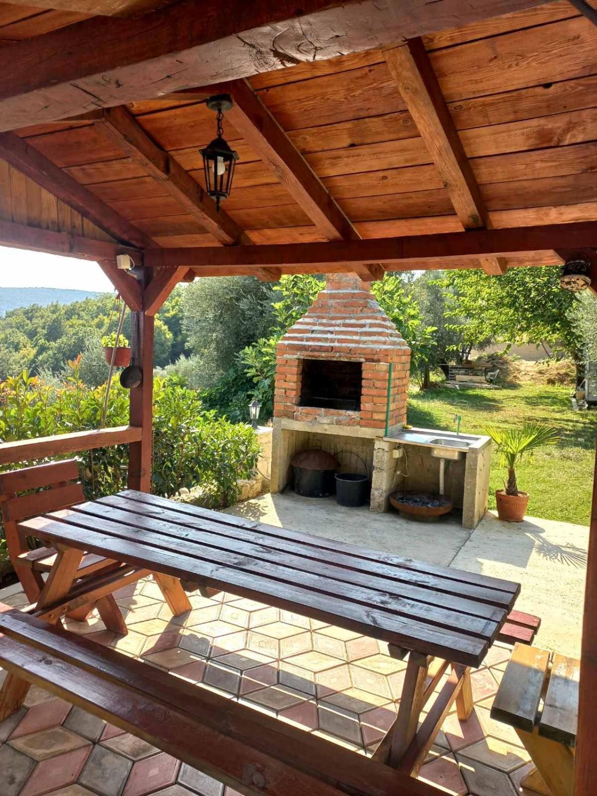 Rustic Villas Barlovic ウルツィニ エクステリア 写真