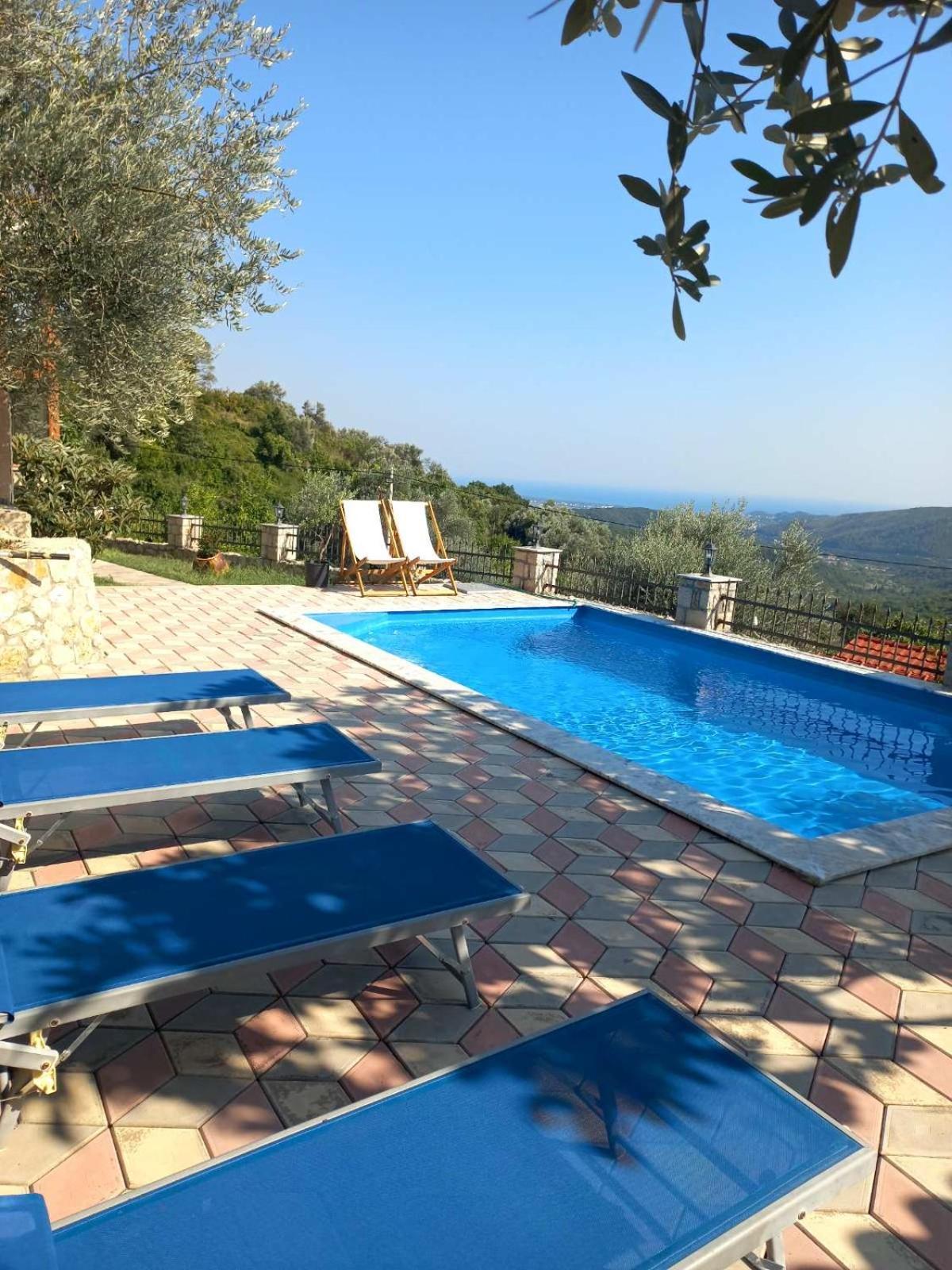Rustic Villas Barlovic ウルツィニ エクステリア 写真